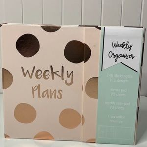 Weekly organizer